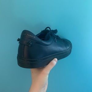 Men’s Givenchy Leather Urban Street Low Top